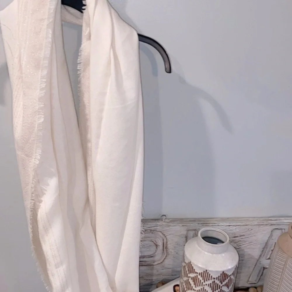 Lauren Conrad scarf